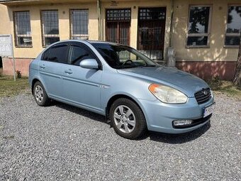 Predám HYUNDAI ACCENT SEDAN 71,3KW Manuál