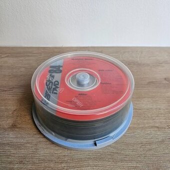 Originalne CD a DVD z PC casopisov 25 ks