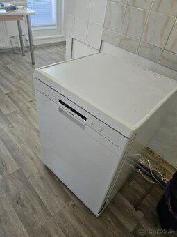 Umývačka riadu Mora