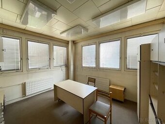 2364 NA PRENÁJOM  V KOMÁRNE KANCELÁRSKE PRIESTORY