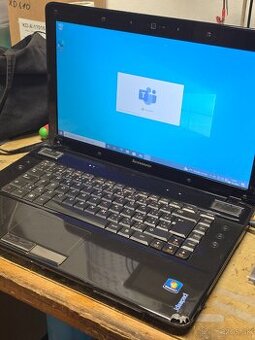 Lenovo Y560p na opravu alebo diely