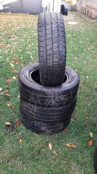 225/65r16C 112/110R Matador zimne