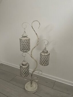 kovový svietnik , vintage štýl