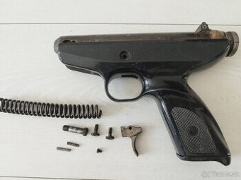 Predám diely na Slavia Tex 086