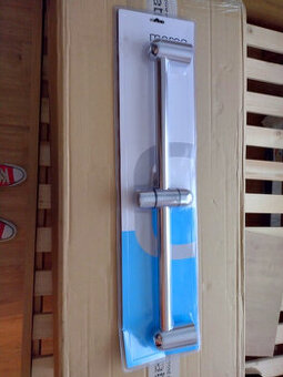 NOVY nerezovy posuvaci drziak na sprchu