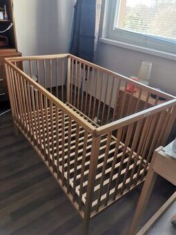 Predám detskú postieľku