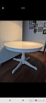 Okrúhly roztahovaci stôl INGATORP