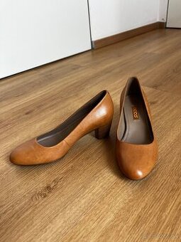 Hnedé lodičky Ecco, veľ.36