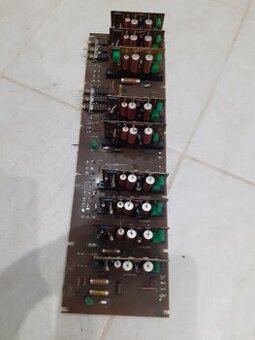 Predzosilovač Tesla Music 130