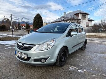 Opel Corsa 1.2 Benzín