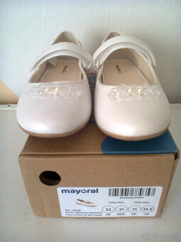 Dievcenske poltopanky