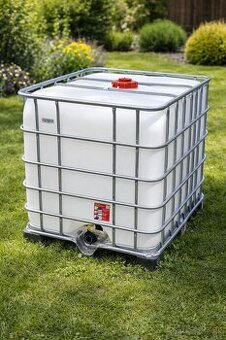 IBC 1000 litrové nádoby