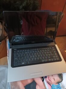 Laptop notebook Dell Štúdio 1555