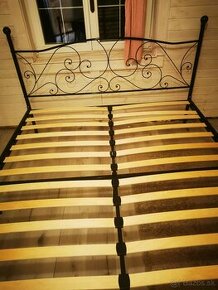 Kovova postel - cierna