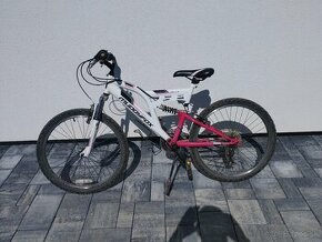 Bicykel,kolobezka - 1