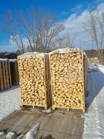 Palivové drevo štiepané v paletách - PREDAJ