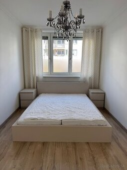 Malm posteľ 160cm