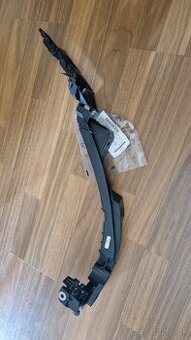 Predam drziak golf 6 variant