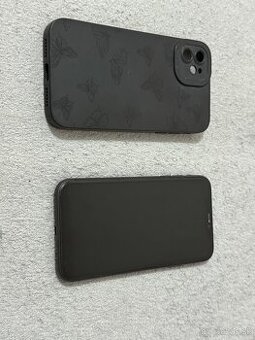 Predám Apple iPhone 11 64GB Black Známky používania