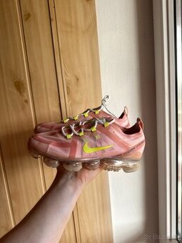 Nike Vapormax Pink Tint Volt [size 39]