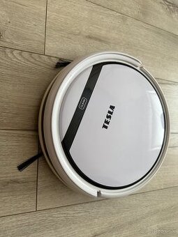Robotický vysávač Tesla