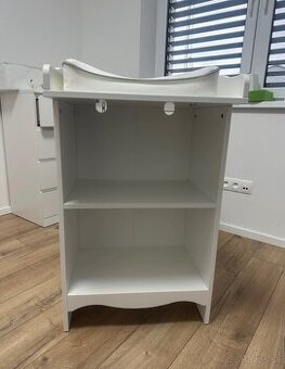 Prebalovaci pult Ikea