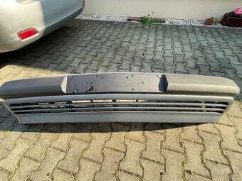 Nárazník Mercedes w124 nový