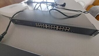 Predám switch TP link