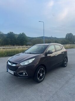 Hyundai ix35 2.0i DOHC D-CVVT Premium 4x4 A/T LPG
