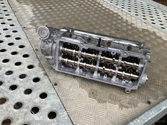 Komplet hlava s vackami 1.6 tdi 2.0tdi 110kw 04L103373E