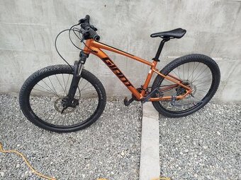 Predam Bycikel značka GIANT TALON