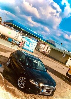 PREDÁM AUDI A4 B8