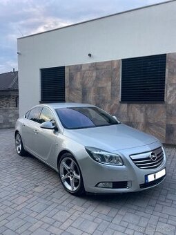 OPEL INSIGNIA 2.0 DIESEL MANUÁL NOVÁ STK EK