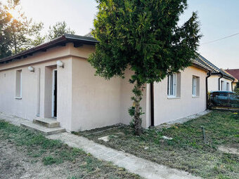 Čiastočne zrekonštruovaný dom 10 minút od mesta Nitra