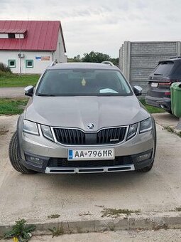 Skoda Octavia Scout 2.0 TDI - 1