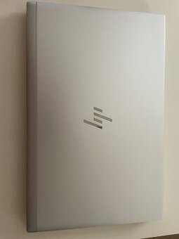 Paradny HP EliteBook 855 G8 i7 TOP STAV