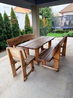 Masivny zahradny nabytok z agatu