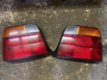 Predám zadné svetlá na BMW e36 COMPACT - oranžová smerovka