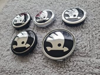 Stredové krytky - pukličky kolies ŠKODA / VRS