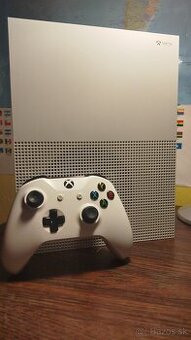 XBOX ONE S 1tb