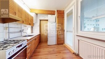 PREDAJ: 3 izbový byt s loggiou, Školská ul., Stupava - 1