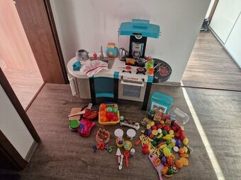 Detská kuchynka s veľkým príslušenstvom