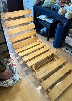 Drevene lehatko, lezadlo, zahradne kreslo ikea