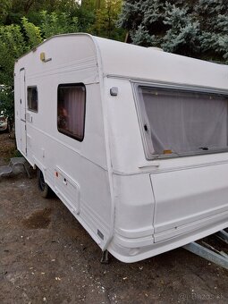 Predám karavan  pre 4 osoby  ( rýchlosť 100 KM/h )vTP