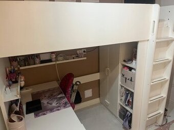 Posteľ smastad ikea