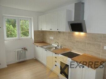 RK EXPRES - predaj 3 izbový tehlový byt v Handlovej, ul.29.a