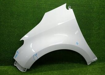 toyota yaris blatník 2020+