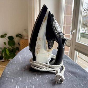 Žehlička Tefal a žehliaca doska