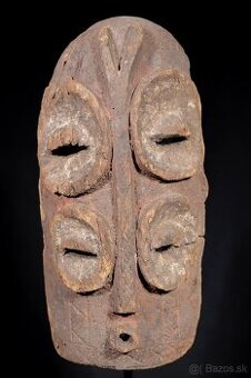 Autentická drevená obradná Bembe maska z Konga