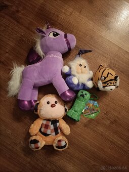 DARUJEM ZA POŠTOVNÉ